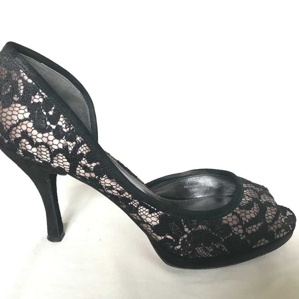 Via Spiga Malibu Black/Tan Lace D’Orsay Pump